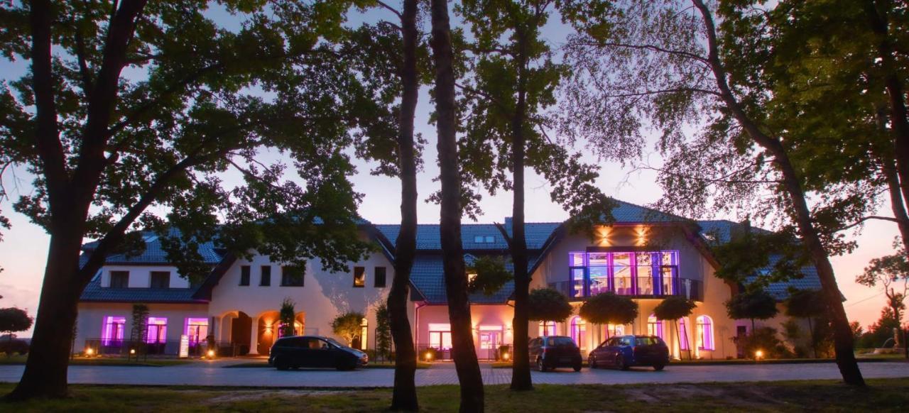 Hotel & Spa Bialy Dom Przyszowice Ngoại thất bức ảnh