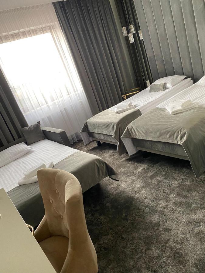 Hotel & Spa Bialy Dom Przyszowice Ngoại thất bức ảnh