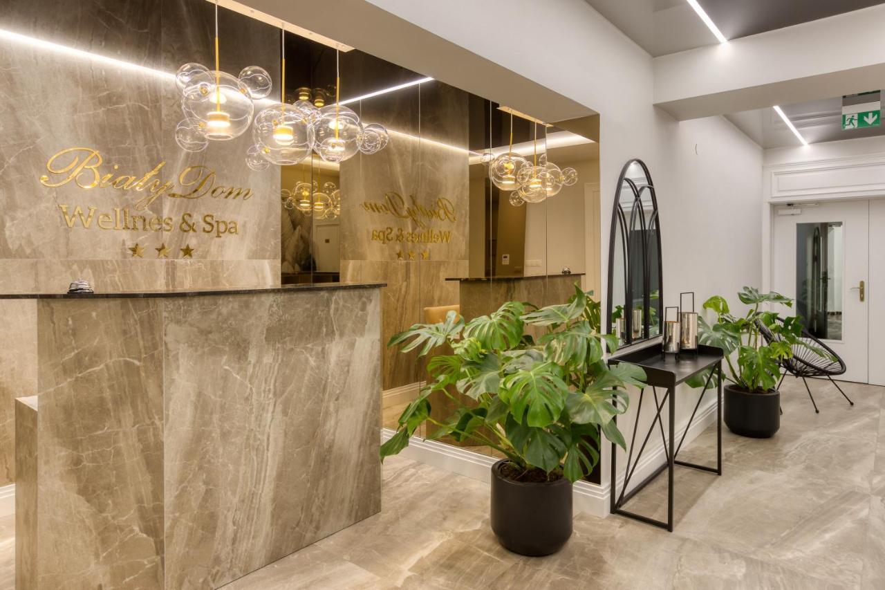 Hotel & Spa Bialy Dom Przyszowice Ngoại thất bức ảnh