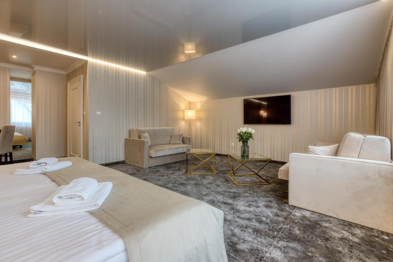 Hotel & Spa Bialy Dom Przyszowice Ngoại thất bức ảnh