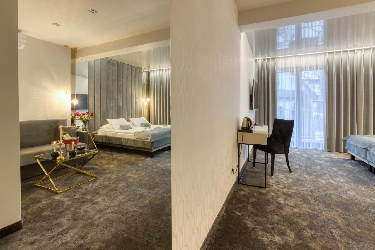 Hotel & Spa Bialy Dom Przyszowice Ngoại thất bức ảnh