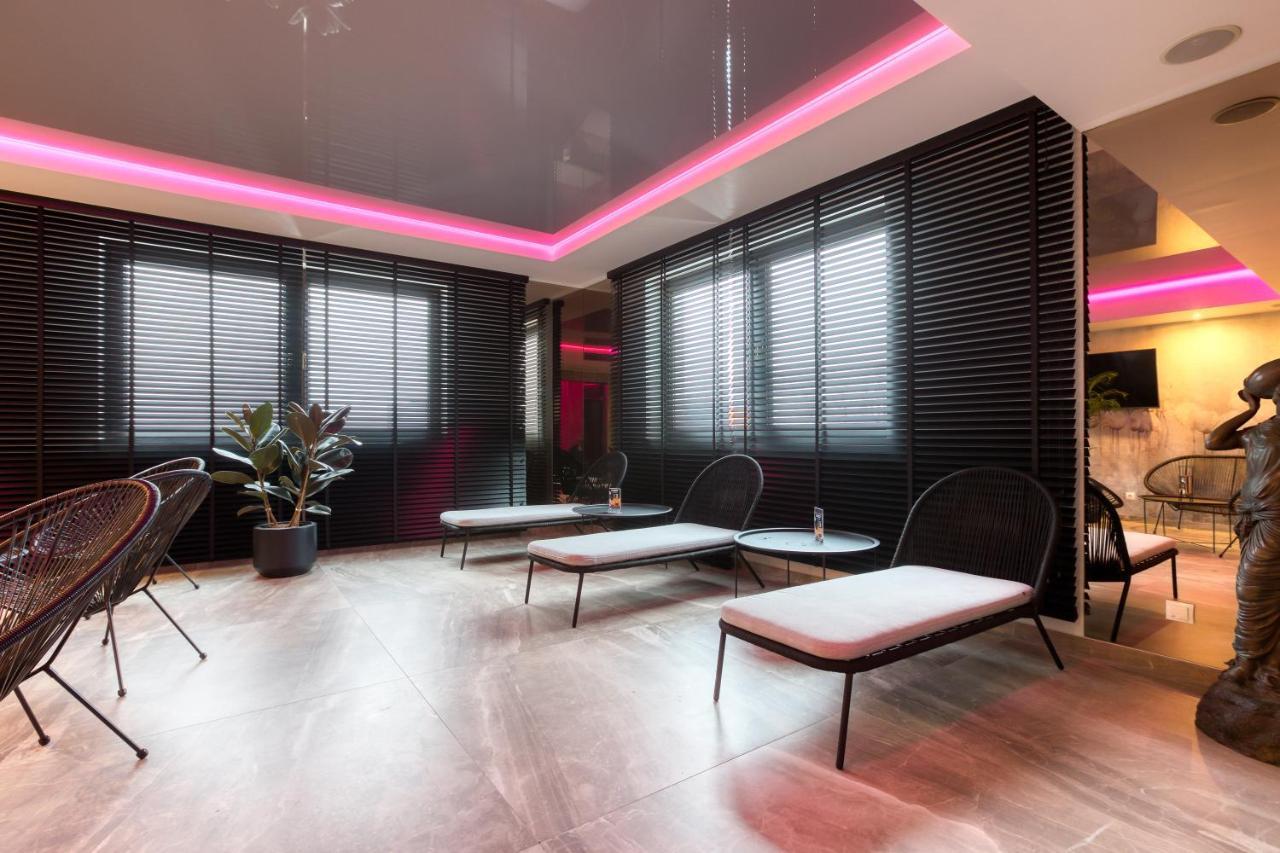 Hotel & Spa Bialy Dom Przyszowice Ngoại thất bức ảnh