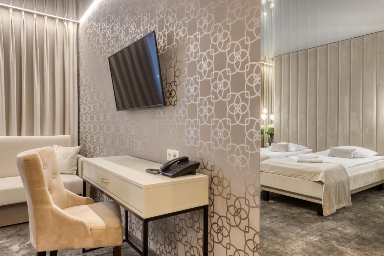 Hotel & Spa Bialy Dom Przyszowice Ngoại thất bức ảnh